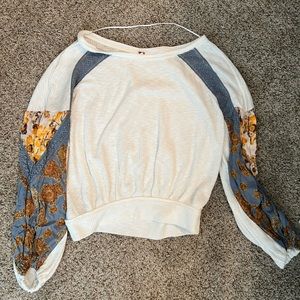 Cropped Free People shirt